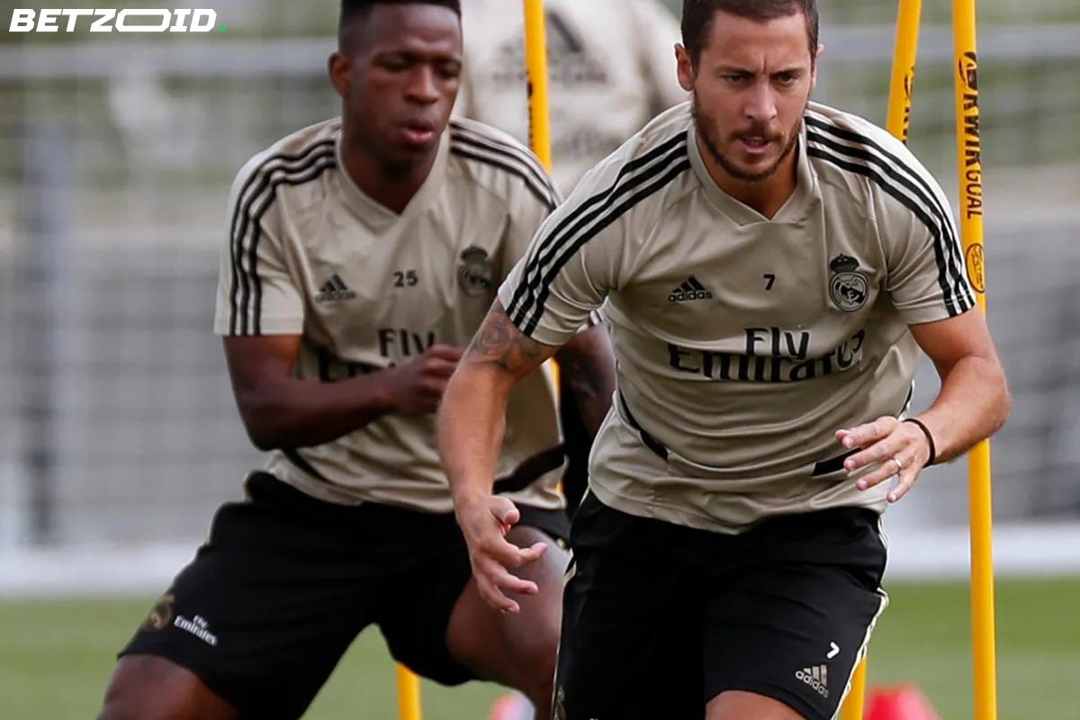 Hazard pelkää Vinicius Jr:n lopettavan jo 30-vuotiaana paineen takia