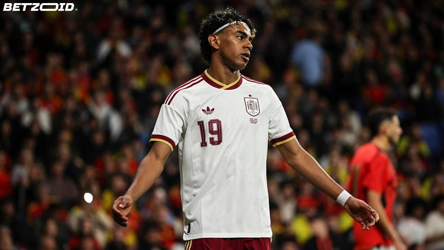 Yamal tuomitsee islamofobiset huudot Espanjan ja Egyptin ystävyysottelussa